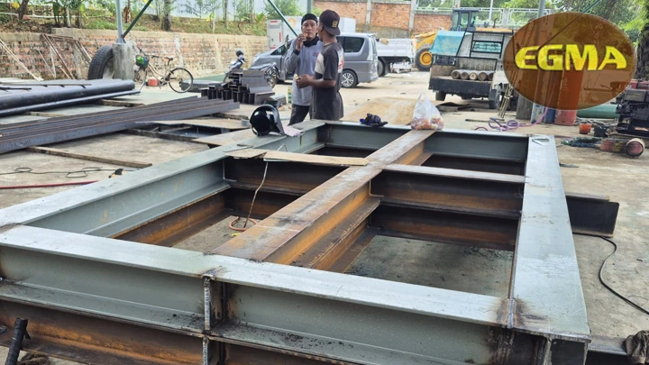 fabrikasi jembatan pt surya hutani jaya 12-2025