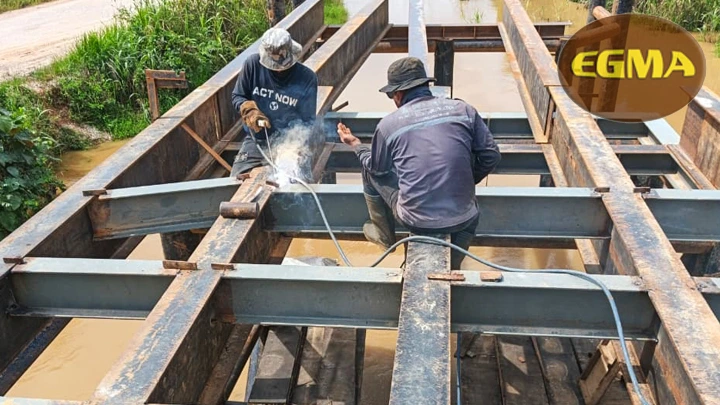 instalasi jembatan pt surya hutani jaya 12-2025